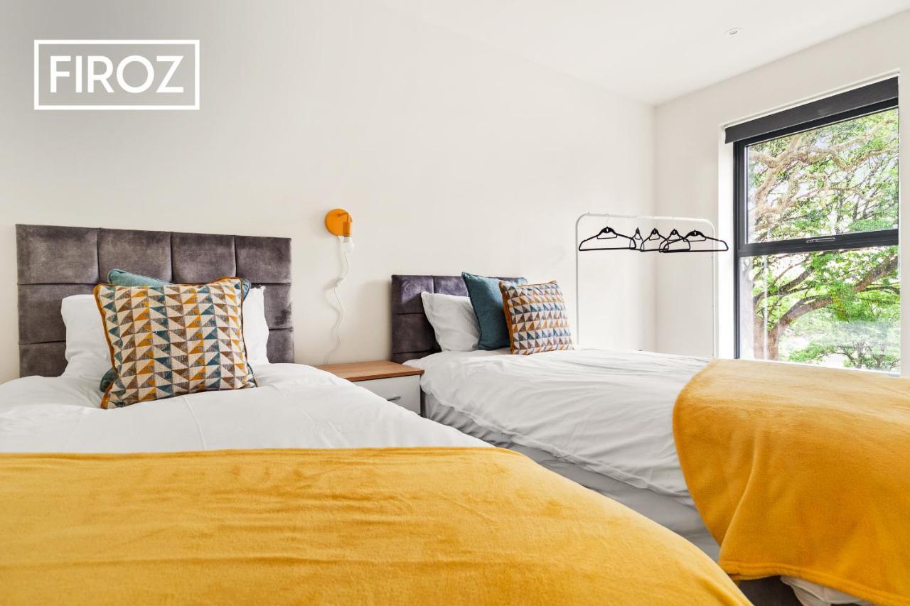 Spacious 4 Bedroom 3 Bath House For Families & Contractors With Free Parking, Fast Wi-Fi & Netflix By Firoz Property Management Leeds  Exterior foto
