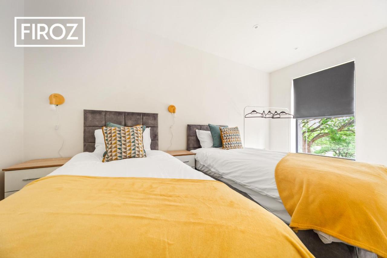 Spacious 4 Bedroom 3 Bath House For Families & Contractors With Free Parking, Fast Wi-Fi & Netflix By Firoz Property Management Leeds  Exterior foto