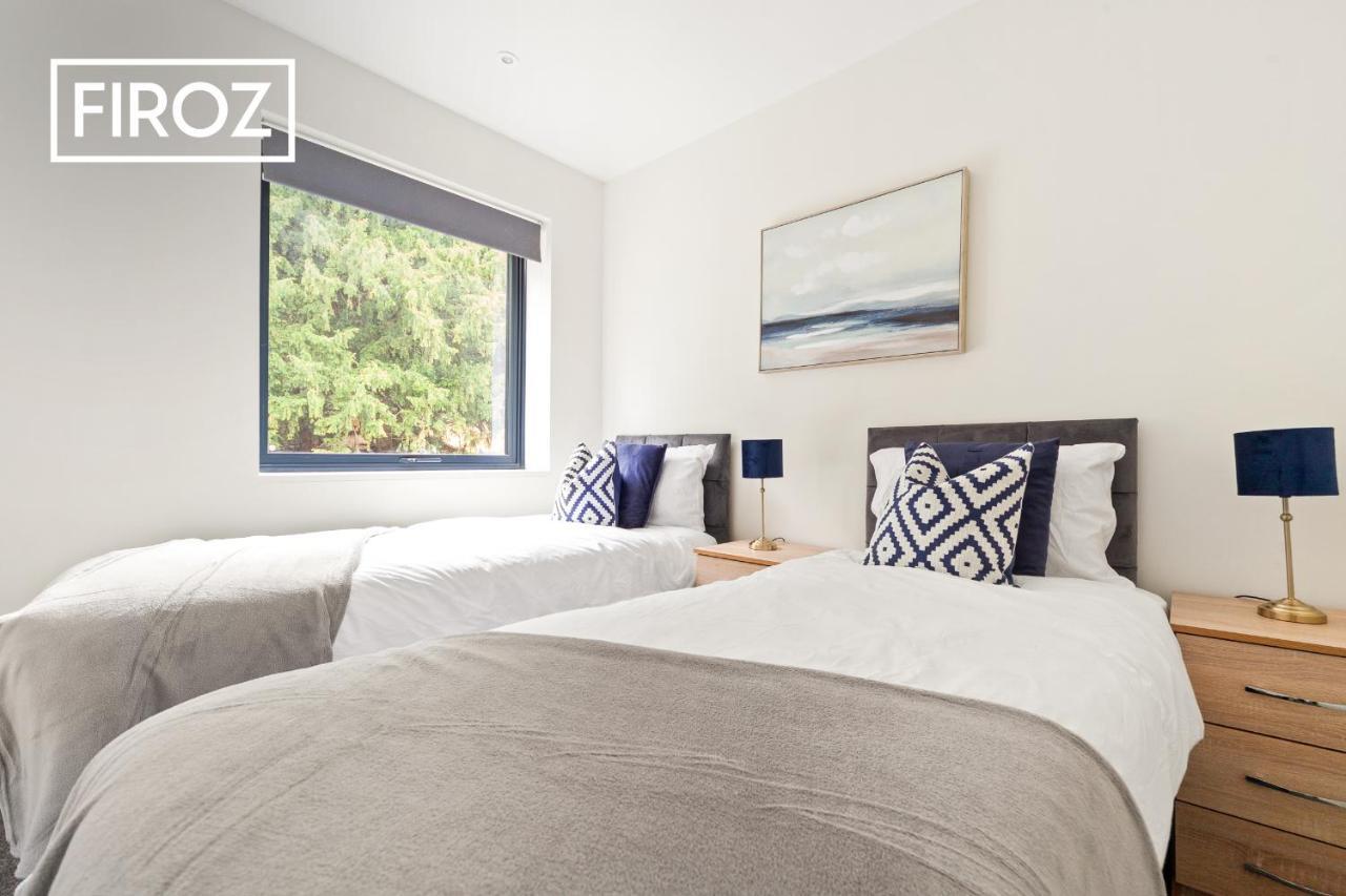 Spacious 4 Bedroom 3 Bath House For Families & Contractors With Free Parking, Fast Wi-Fi & Netflix By Firoz Property Management Leeds  Exterior foto