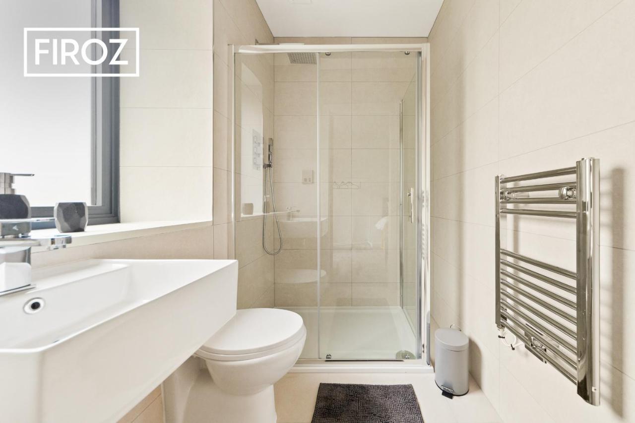 Spacious 4 Bedroom 3 Bath House For Families & Contractors With Free Parking, Fast Wi-Fi & Netflix By Firoz Property Management Leeds  Exterior foto