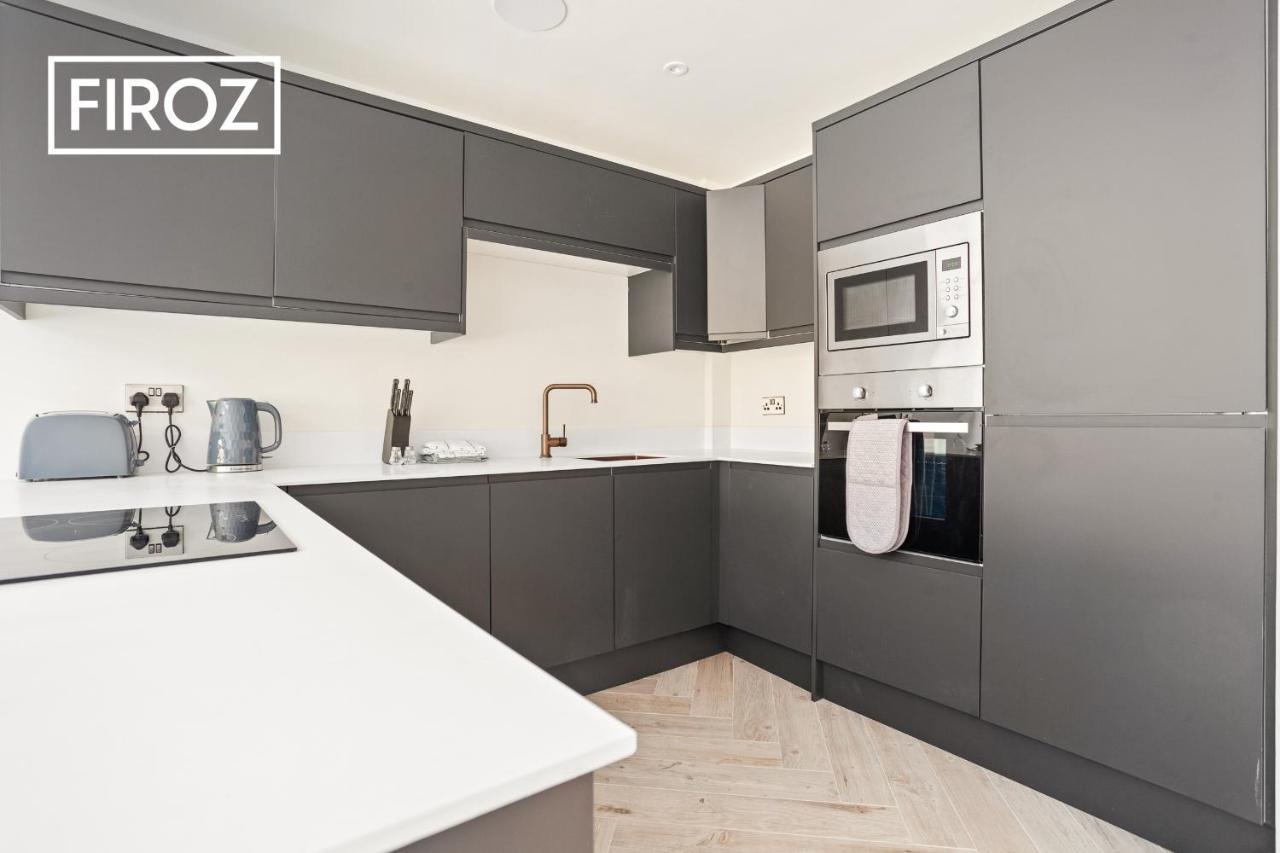 Spacious 4 Bedroom 3 Bath House For Families & Contractors With Free Parking, Fast Wi-Fi & Netflix By Firoz Property Management Leeds  Exterior foto