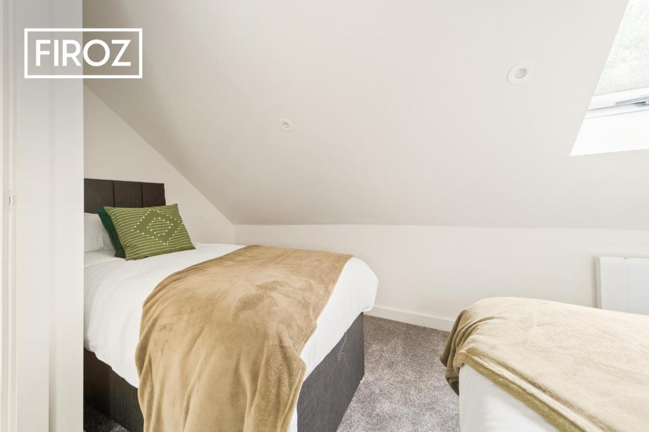 Spacious 4 Bedroom 3 Bath House For Families & Contractors With Free Parking, Fast Wi-Fi & Netflix By Firoz Property Management Leeds  Exterior foto